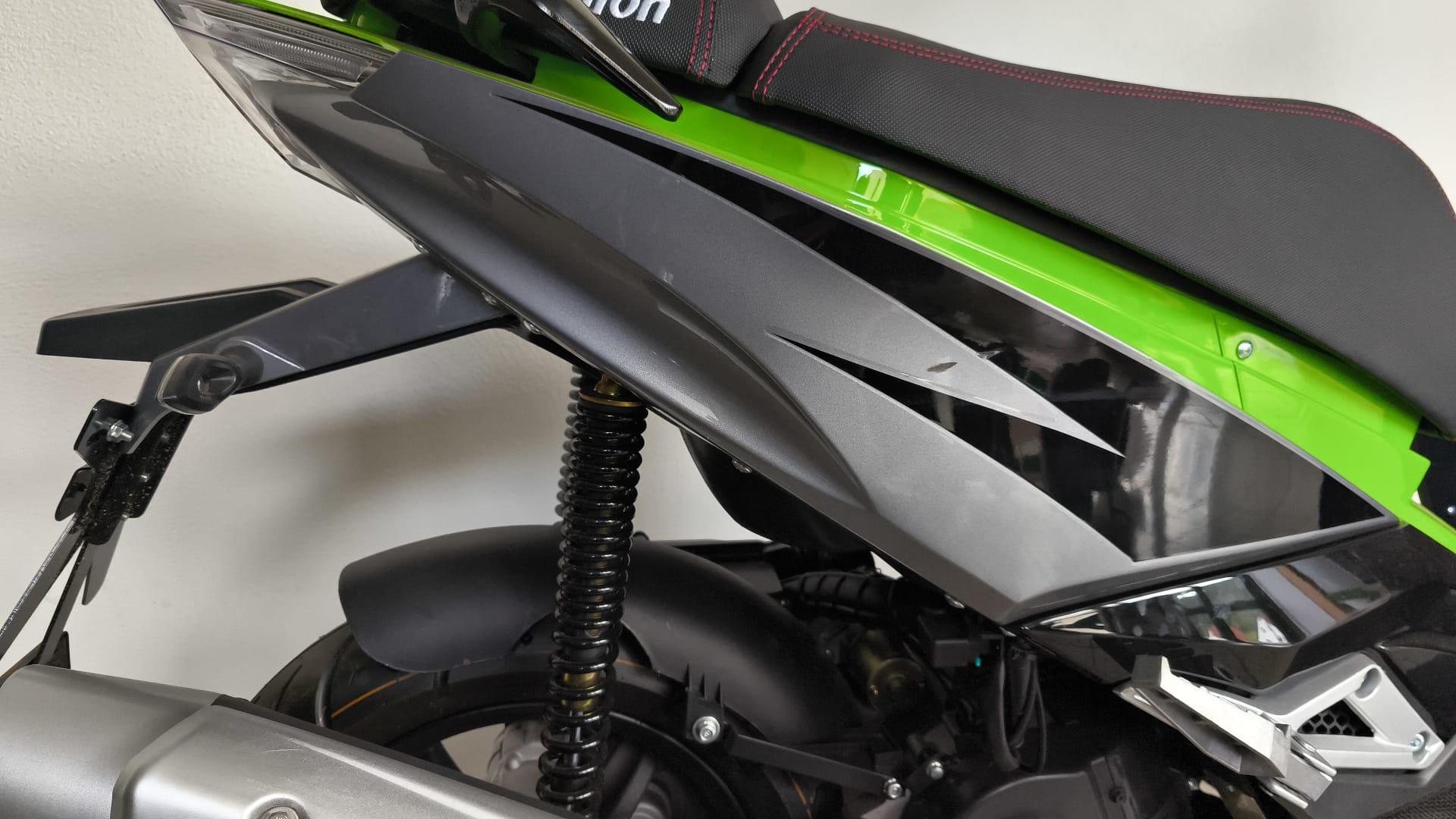 Striker - 50ccm Euro 5 schwarz-grün - B-Ware