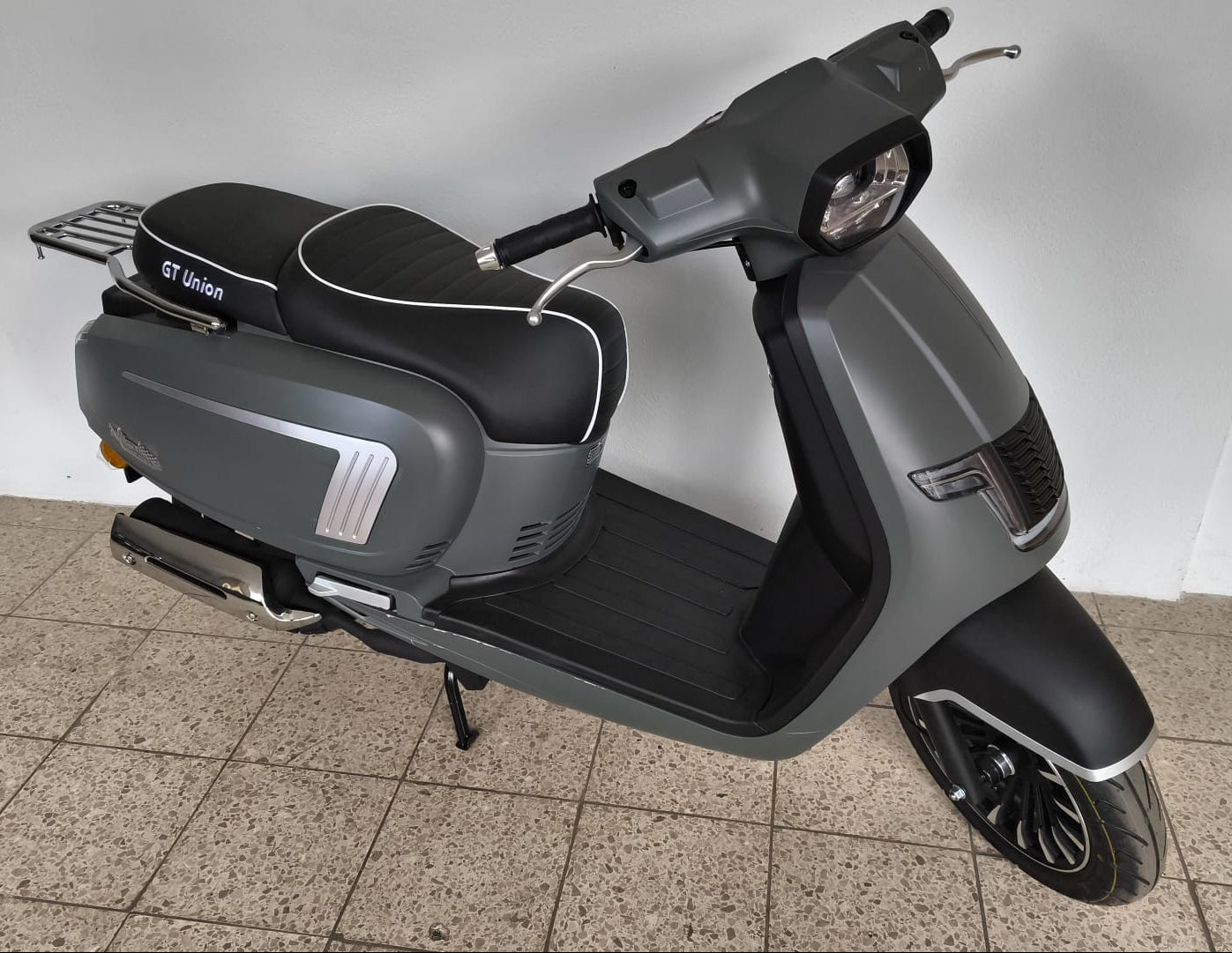 Venis - 50ccm Euro 5 - dunkelgrün - B-Ware