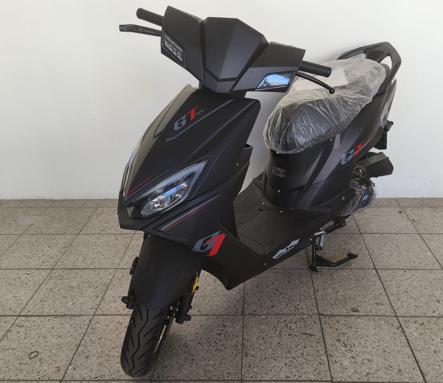 Sonic 50 ccm mattschwarz - Neufahrzeug mit optischen Fehlern  B-Ware